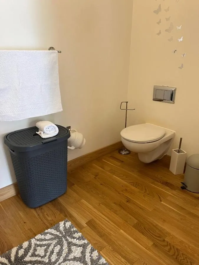 Two Double Bedroom Duplex Flat London Apartment