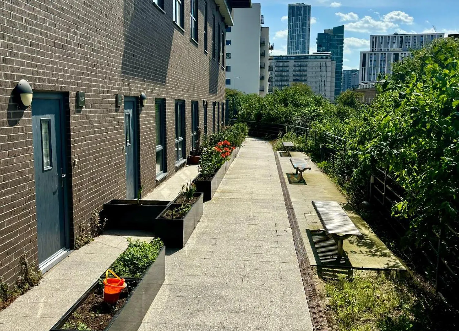 Two Double Bedroom Duplex Flat London Apartment